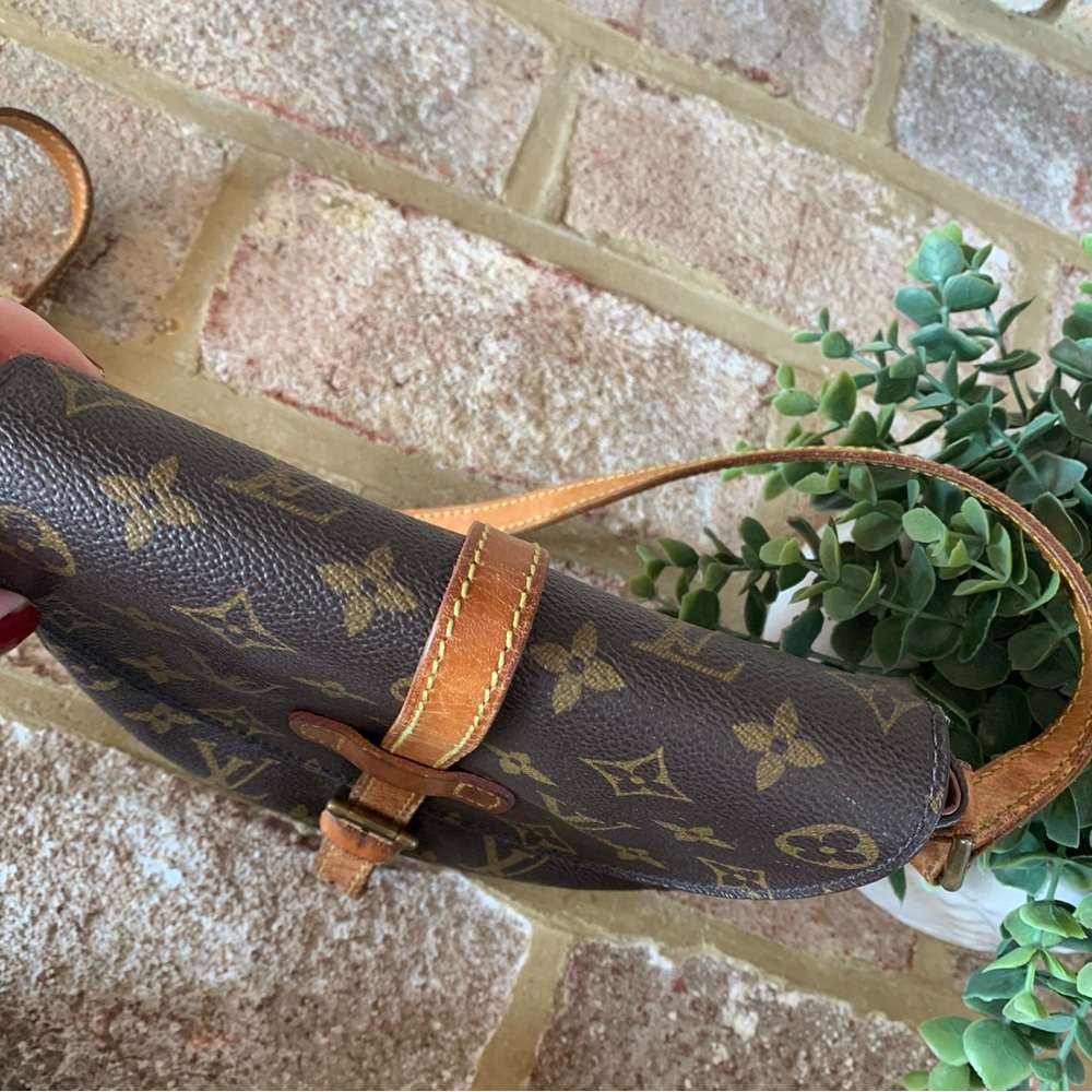 Louis Vuitton | Authentic LV Monogram | Chantilly PM | Crossbody Saddle Bag - Picture 5 of 16